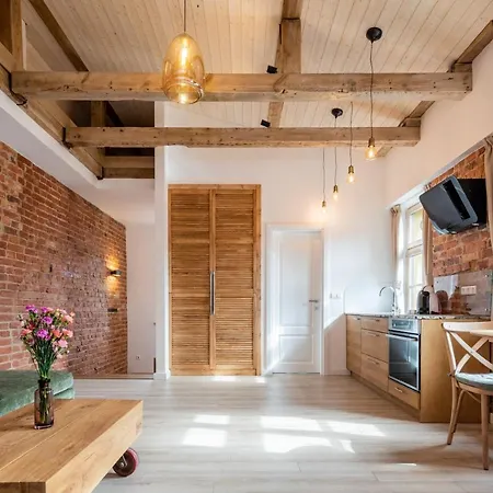 Old Town Unique Apartment *